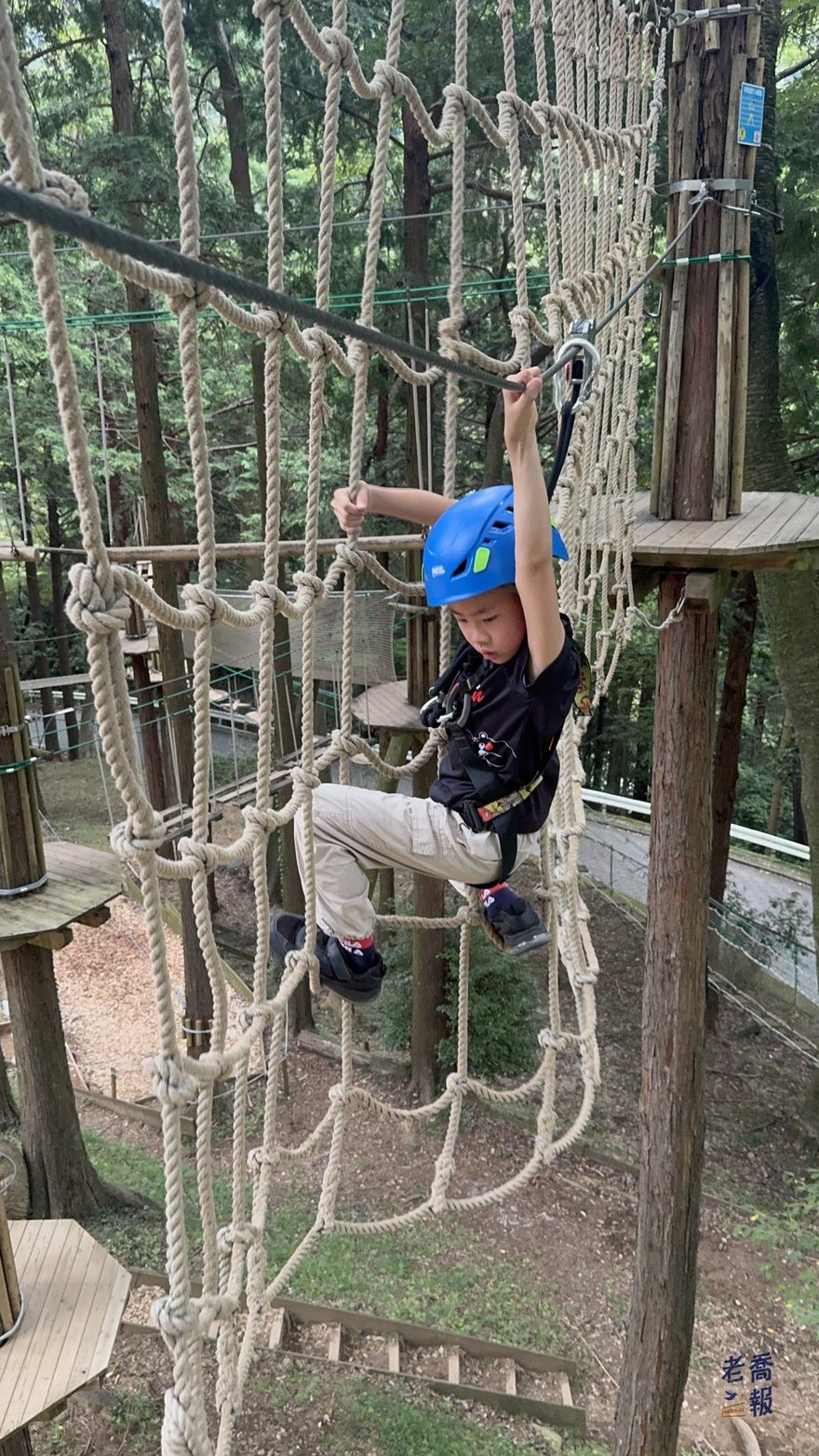 嘻嘻通過 Forest Adventure 關卡，表現比想像中厲害